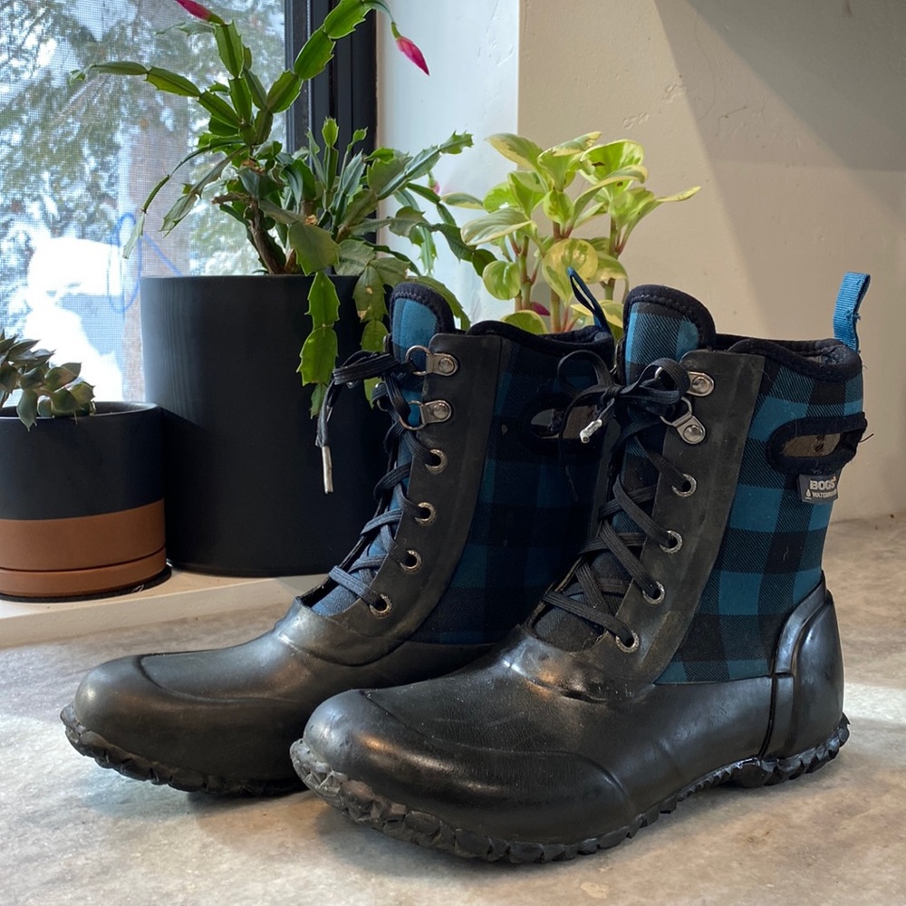 BOGS Sydney Lace Waterproof Insulated Rain Boot